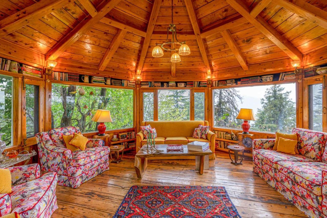 Stayvista At Violet Hill With Bonfire, Gazebo & Hill View Шимла Екстериор снимка