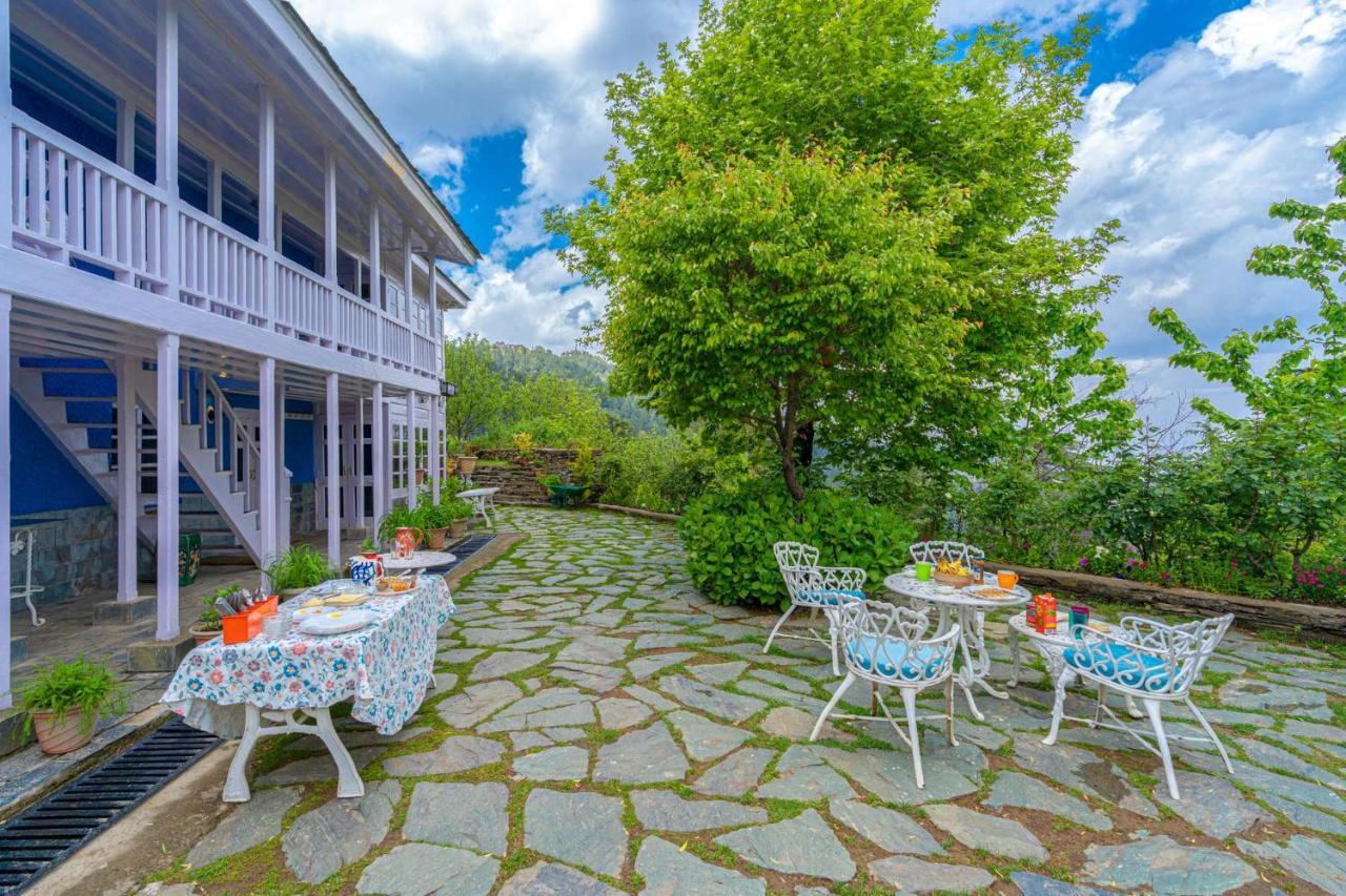 Stayvista At Violet Hill With Bonfire, Gazebo & Hill View Шимла Екстериор снимка
